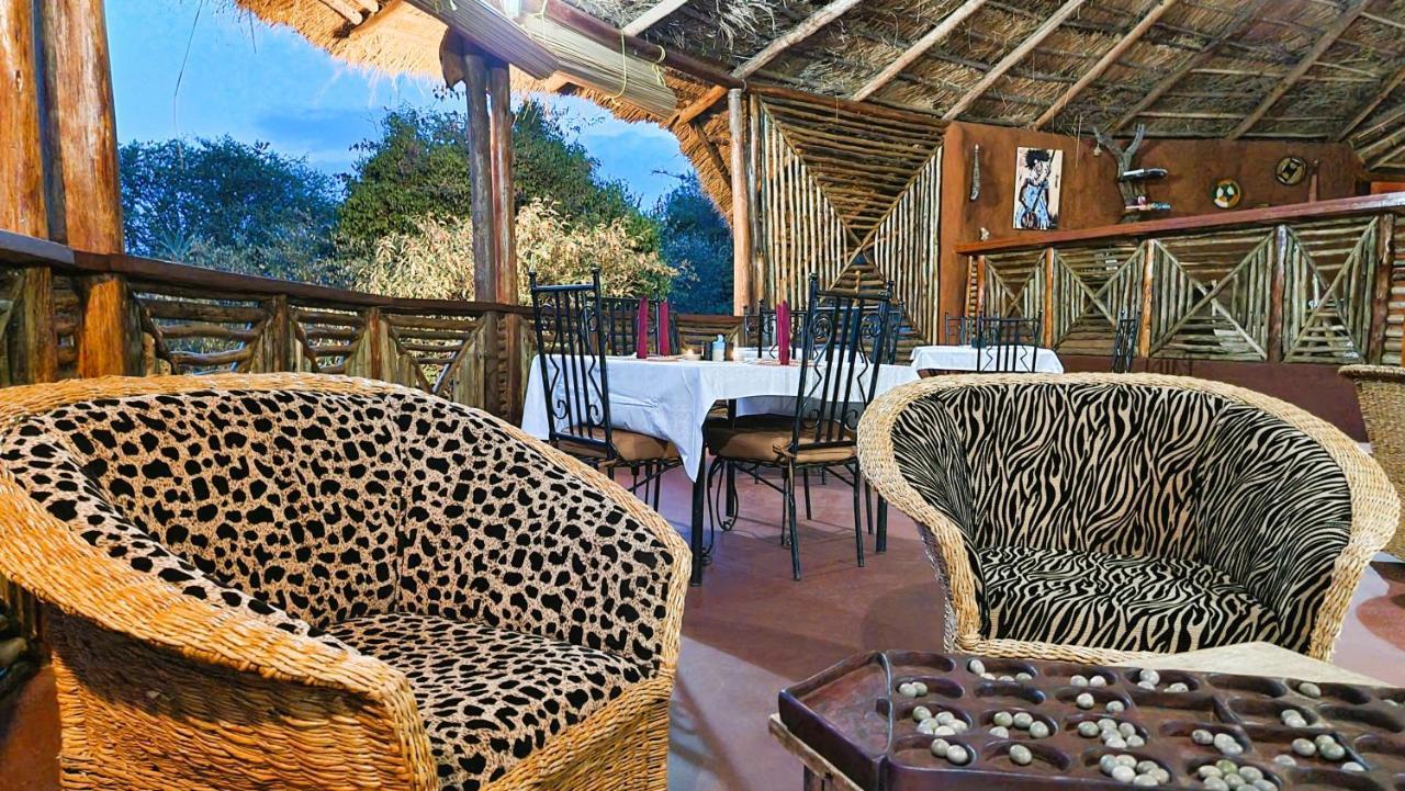 Africa Safari Maasai Boma Villa Serengeti Exterior foto