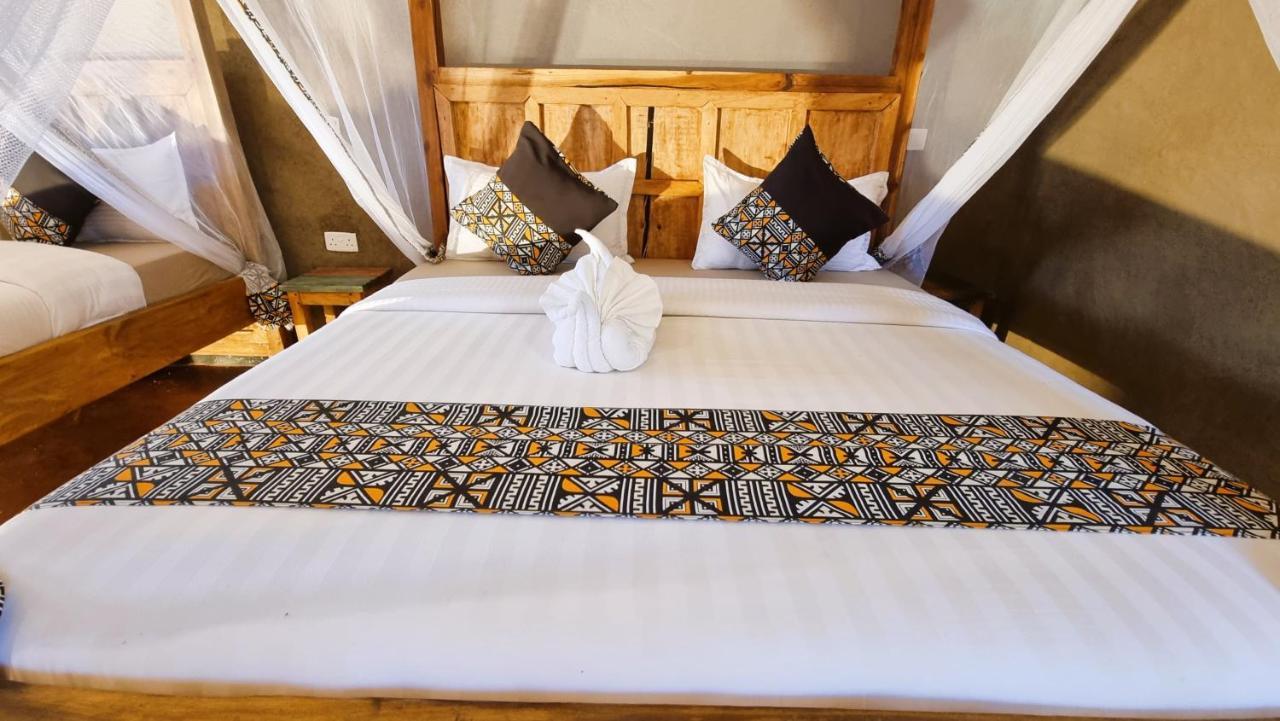 Africa Safari Maasai Boma Villa Serengeti Exterior foto