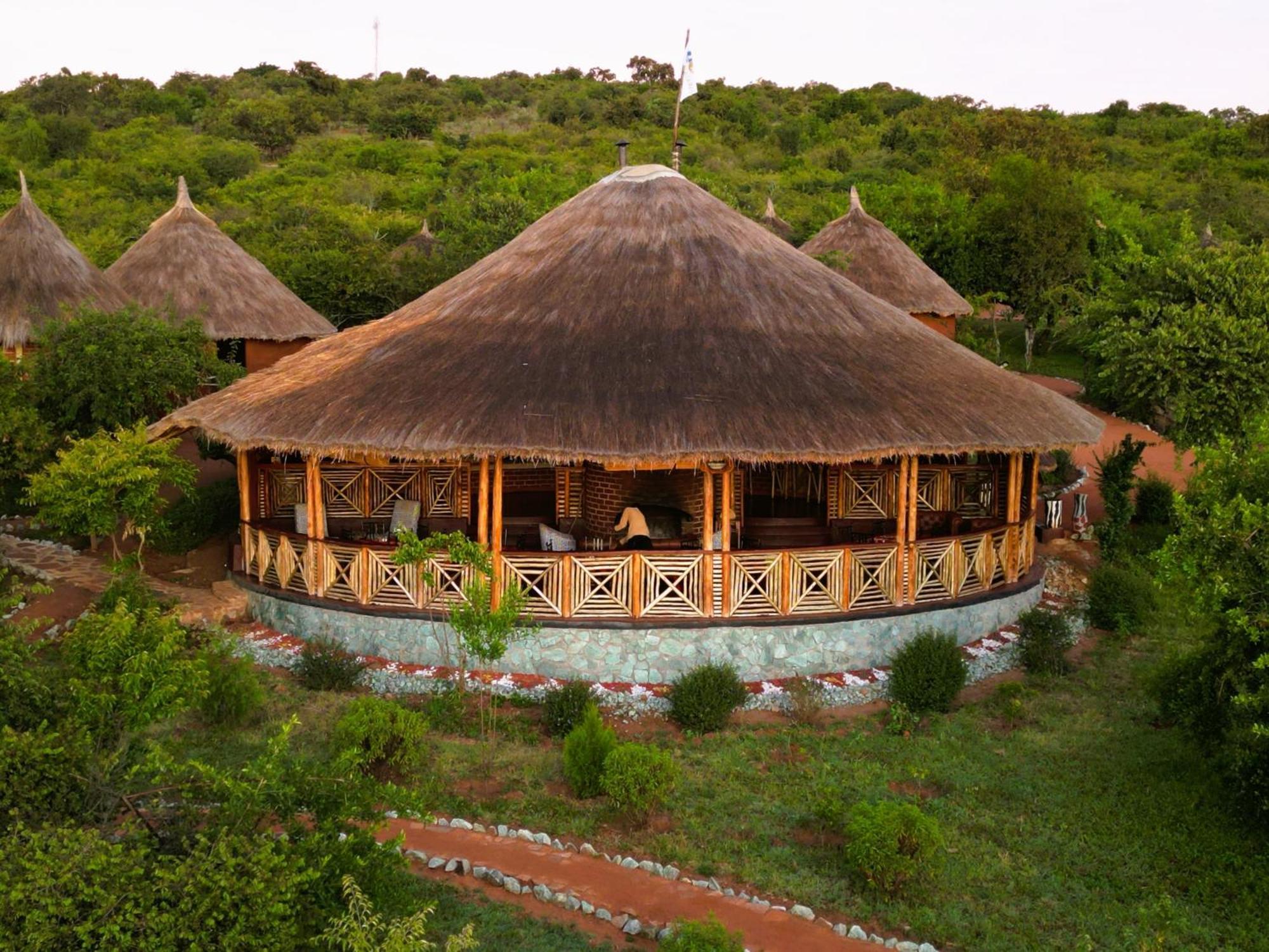 Africa Safari Maasai Boma Villa Serengeti Exterior foto