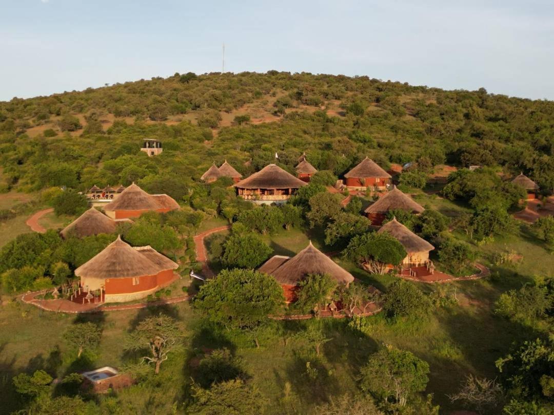 Africa Safari Maasai Boma Villa Serengeti Exterior foto